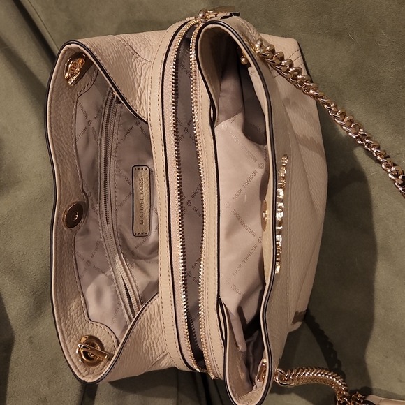 MICHAEL KORS JET SET SMALL MESSENGER PEBBLED LEATHER SHOULDER CHAIN TOTE BISQUE - Picture 5 of 5